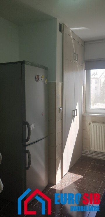 apartament-3-camere-decomandat-de-inchiriat-in-sibiu-zona-parcul-sub-arini-8