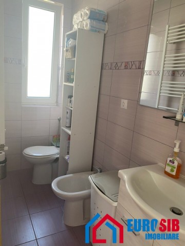 casa-4-camere-de-vanzare-in-sibiu-zona-calea-cisnadiei-5