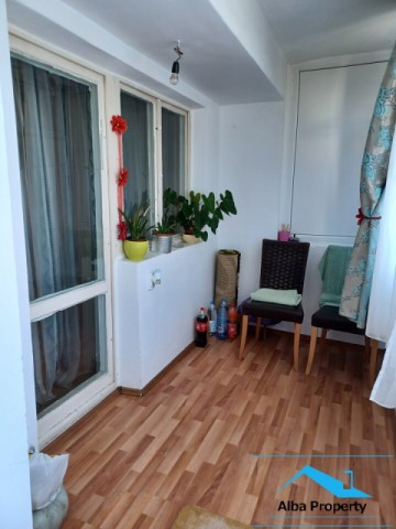 apartament-4-camerefinisat-decomandat-et-02-12