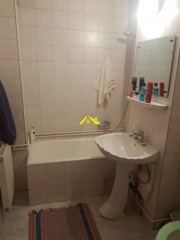 apartament-3-camere-decomandate-cetate-4