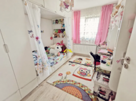 apartament-3-camere-decomandate-cetate-4