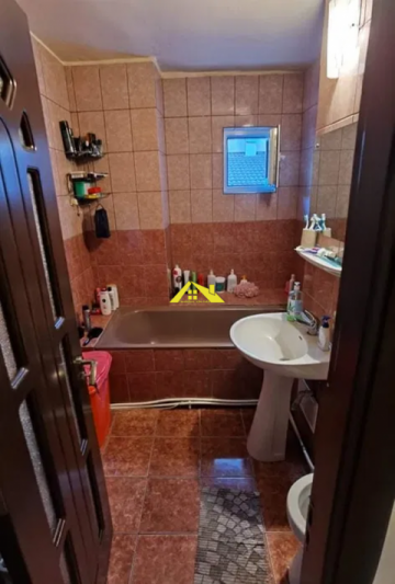 apartament-3-camere-decomandate-sub-stadion-4