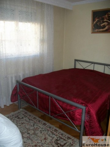 apartament-cu-3-camere-de-vanzare-in-alba-iulia-zona-centru-2