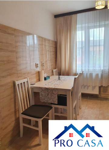 vand-apartament-cu-2-camere-zona-hotel-cetate-3