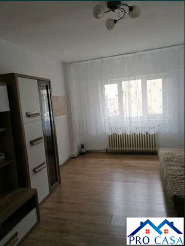 apartament-3-camere-decomandat-cetate