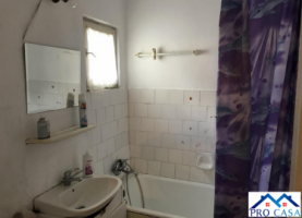 vand-apartament-3-camerd-in-cetate-zona-b-dul-transilvaniei-3