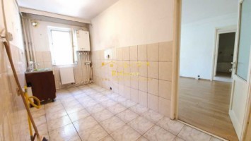 apartament-2-camere-alexandru-cel-bun-4