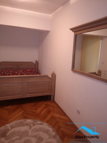 apartament-cu-scara-interioara-zona-centru-4