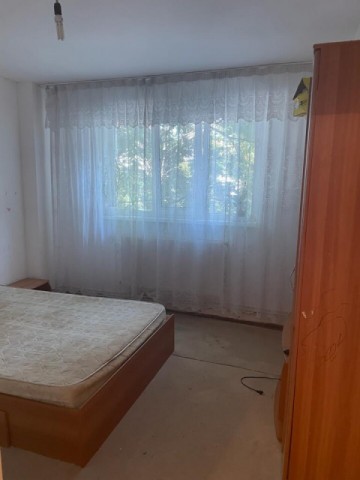 apartament-2-camere-semidecomandat-zona-ultracentrala-bazar-4