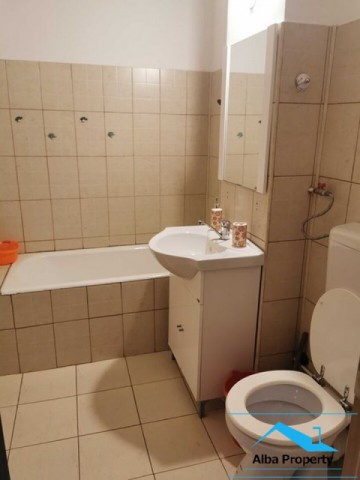 apartament-3-camere-decomandat-zona-cetate-5