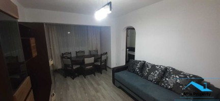 apartament-mobilat-zona-cetate-2