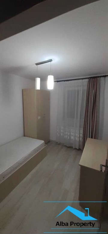 apartament-mobilat-zona-cetate-3