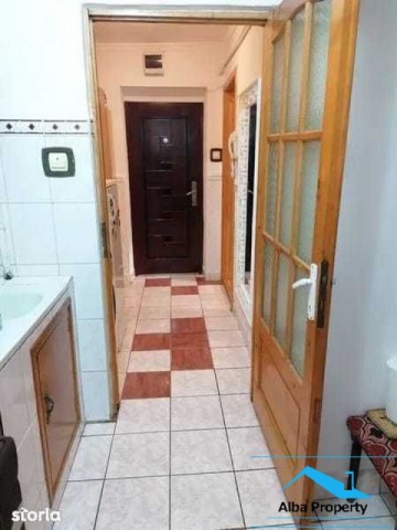 apartament-2-camere-mobilat-zona-cetate-5