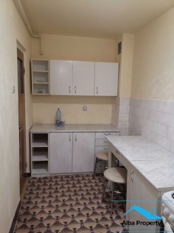 apartament-2-camere-mobilat-si-utilat-zona-centru-5