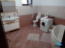 apartament-3-camere-decomandat-la-casa-cetate-6