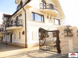 imobil-vila-unicat-cu-arhitectura-extravaganta-in-stil-baroc-id-21961-8