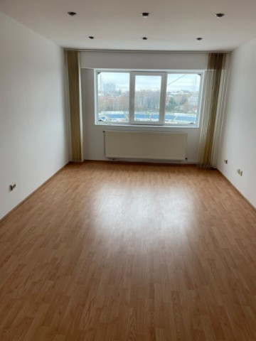 apartament-4-camere-zona-stadion-9