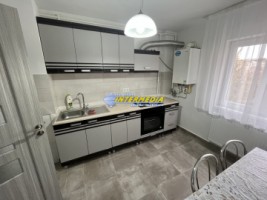 apartament-cu-2-camere-decomandat-renovat-de-inchiriat-in-cetate-zona-piata-2