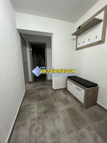 apartament-cu-2-camere-decomandat-renovat-de-inchiriat-in-cetate-zona-piata-3