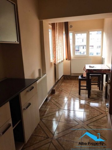 apartament-1-cam-mobilatautilata-zona-cetateetajul-1