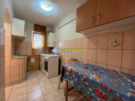 apartament-cu-2-camere-decomandat-si-finisat-de-vanzare-cetate-5