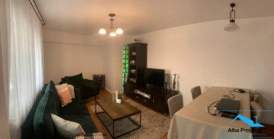 apartament-3-camere-decomandat-centru-2