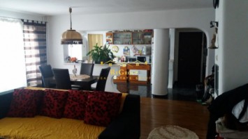 apartament-cu-4-camere-pacurari-2