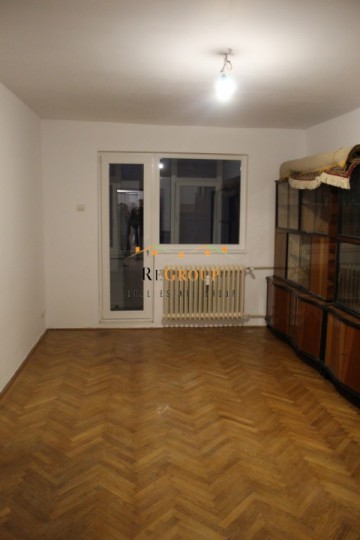 apartament-3-camere-etaj-intermediar-tatarasi-dispecer-1