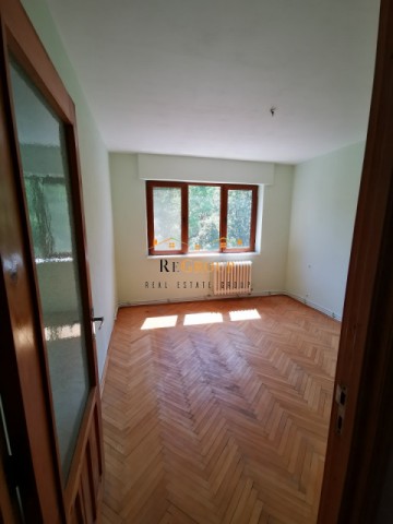 apartament-3-camere-semi-decomandat-tatarasi-2