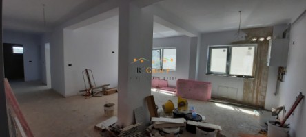 apartament-cu-3-camere-spre-vanzare-cug-8