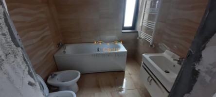 apartament-cu-3-camere-spre-vanzare-cug-5