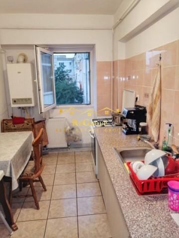 apartament-2-camere-decomandat-galata-2