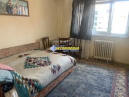 apartament-3-camere-decomandat-in-centru-alba-iulia-etaj-intermediar-de-vanzare-6