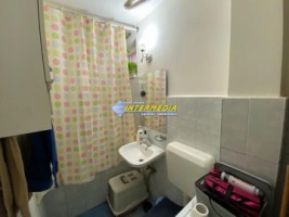 apartament-2-camere-de-vanzare-etaj-1-cetate-bulevard-2