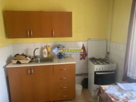 de-vanzare-apartament-3-camere-decomandat-in-cetate-alba-iulia-zona-mercur-3