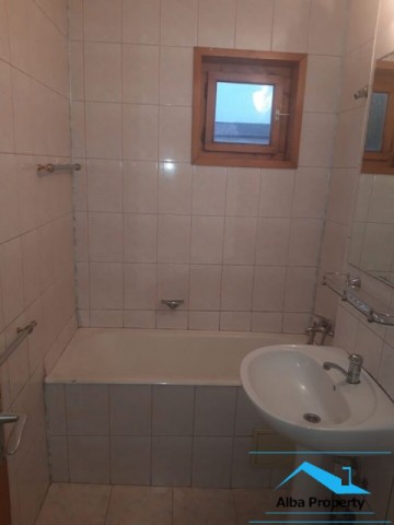 apartament-cu-2-camere-mobilat-zona-cetate-4