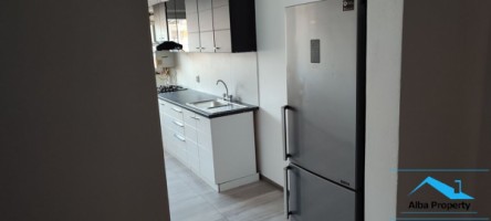 apartament-2-camere-decomandat-zona-cetate-2