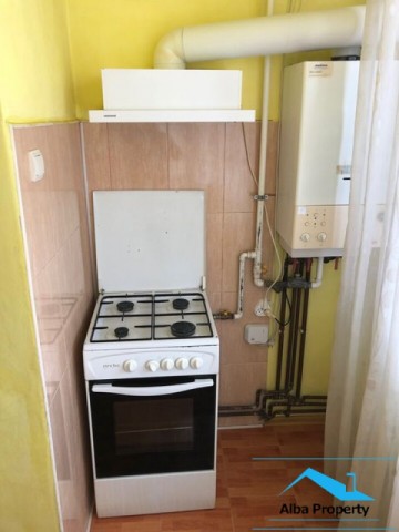 apartament-2-camere-mobilat-si-utilat-zona-cetate-5