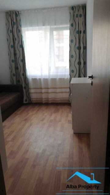 apartament-2-camere-mobilat-si-utilat-zona-cetate-et1-2