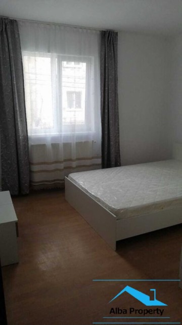 apartament-2-camere-mobilat-si-utilat-zona-cetate-et1-3