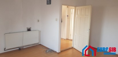 apartament-cu-3-camere-de-inchiriat-in-sibiu-str-eroilor-5