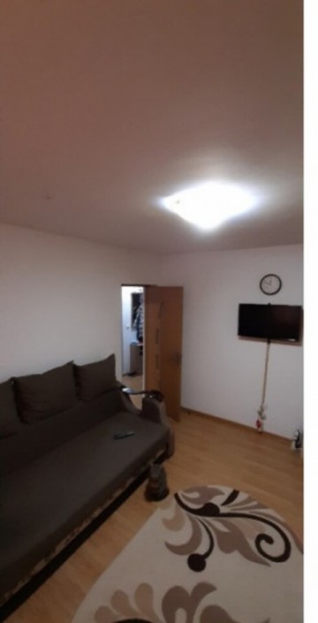 apartament-2-camere-zona-lic-m-eminescugradinita-19-1