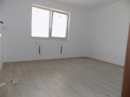 apartament-2-camere-de-vanzare-in-iasi-la-700-m-in-spate-la-casa-auto-valea-lupului-6