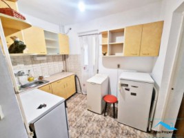 apartament-2-camere-mobilat-zona-cetate-2