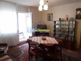 apartament-2-camere-de-vanzare-zona-cetate-et1-12