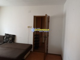 apartament-2-camere-cetate-zona-bulevard-etaj-1-10