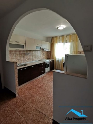 apartament-2-camere-zona-cetate-4