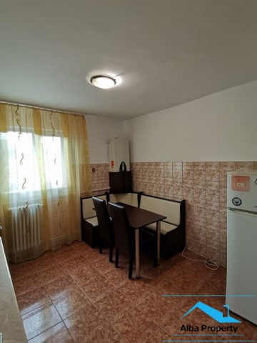 apartament-2-camere-zona-cetate-3