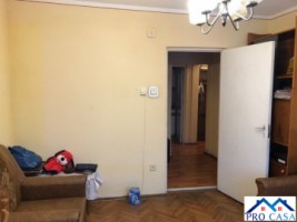 vand-apartament-3-camere-decomandat-cetate-8