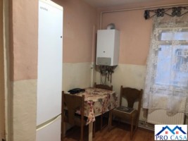 vand-apartament-3-camere-decomandat-cetate-11